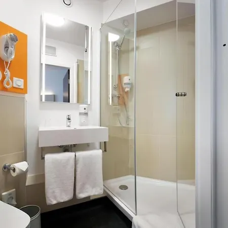 Hotel Centrum 2*