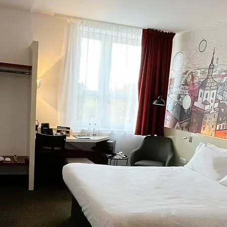 Centrum Hotel 2*