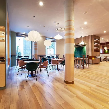 Centrum Hotel 2*